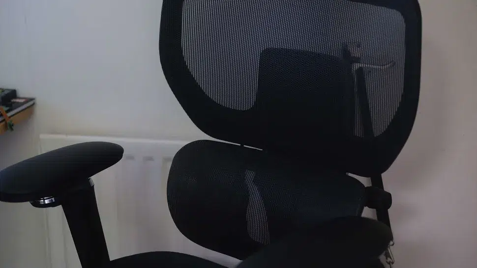 Flexispot C7 Morpher incelemesi: Ergonomik ofis koltuğunun yakından görünümü ve ayarlanabilir özellikleri
