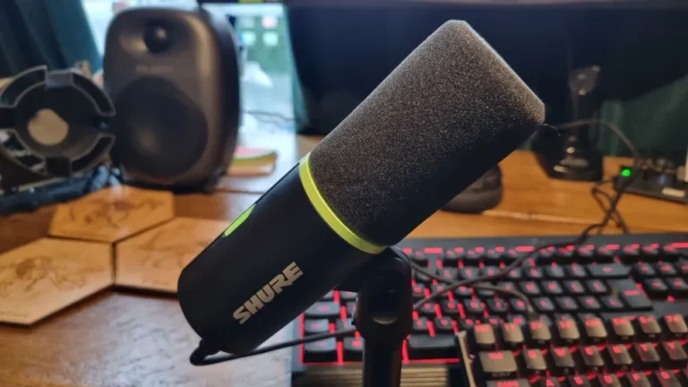 En İyi Oyun Mikrofonu 2026: Shure, HyperX, Amazon Basics ve Daha Fazlası