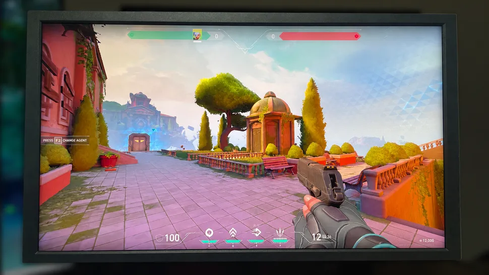 Zowie XL2586X+ 600 Hz monitörde Counter-Strike 2 oynanırken görüntü
